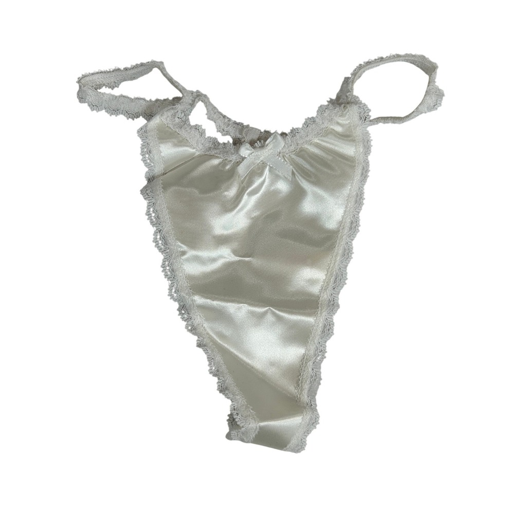 Fredericks of Hollywood Vintage Satin Lace Thong Panty Ivory Style OSFA NEW